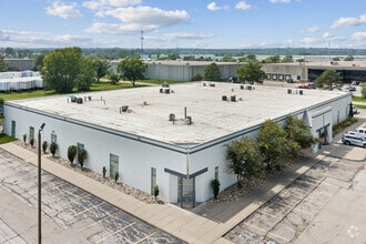 6240 Abbott Dr, Omaha, NE - Vue aérienne vue de carte