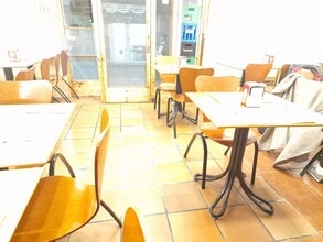 Local commercial dans Barcelone, Barcelona à louer Photo intérieure– Image 1 sur 7