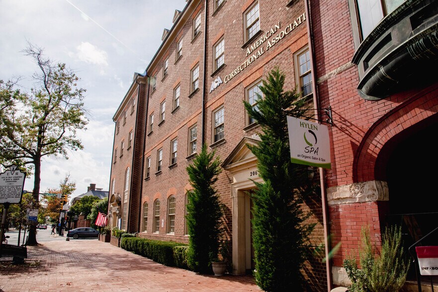 200-206 N Washington St, Alexandria, VA à louer - Photo de l’immeuble – Image 3 sur 8