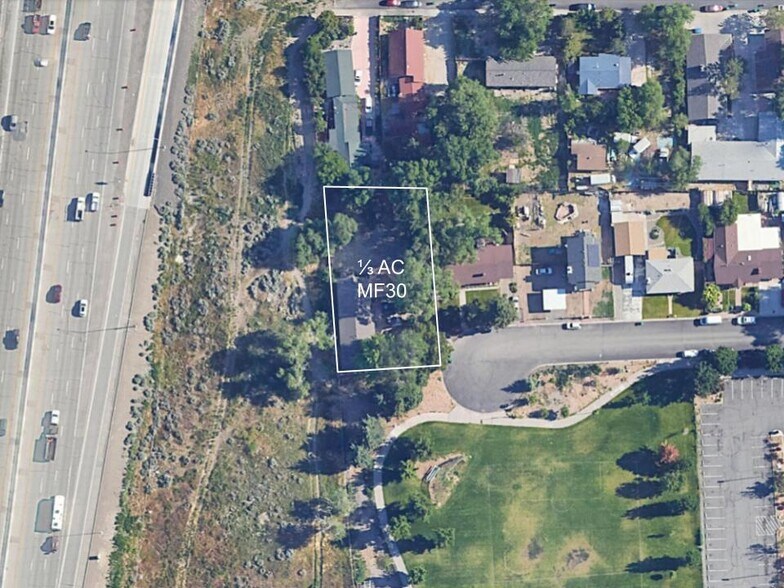 905 Mauldin Ln, Reno, NV à vendre - Photo de l’immeuble – Image 2 sur 28
