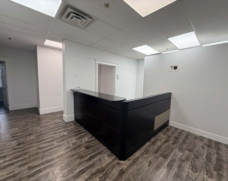 998 Parkland Dr, Halifax, NS à louer - Hall d’entrée – Image 3 sur 6