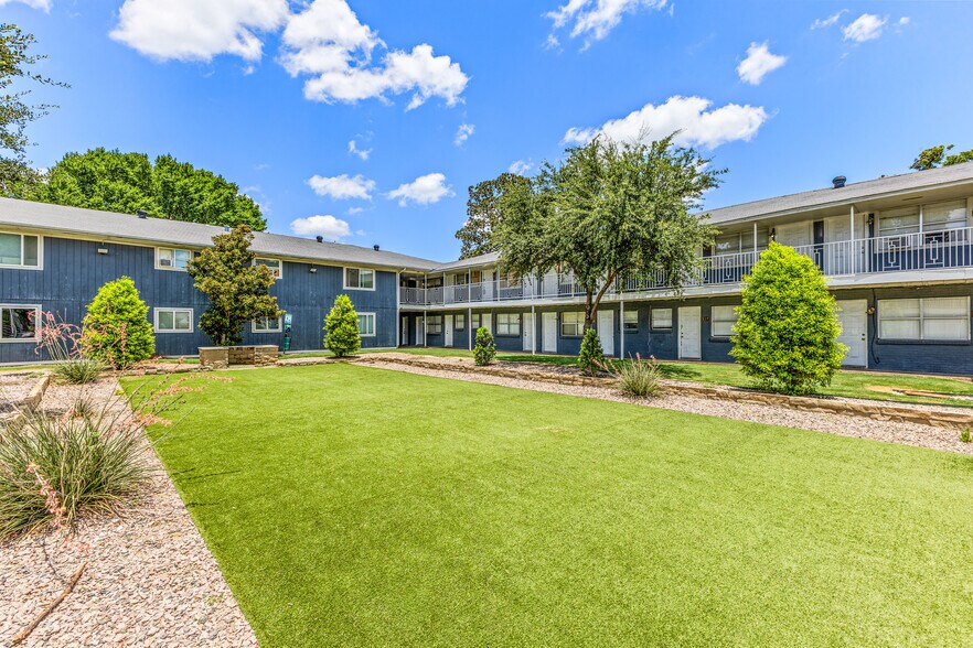 4950 Live Oak St, Dallas, TX à vendre - Photo de l’immeuble – Image 2 sur 8