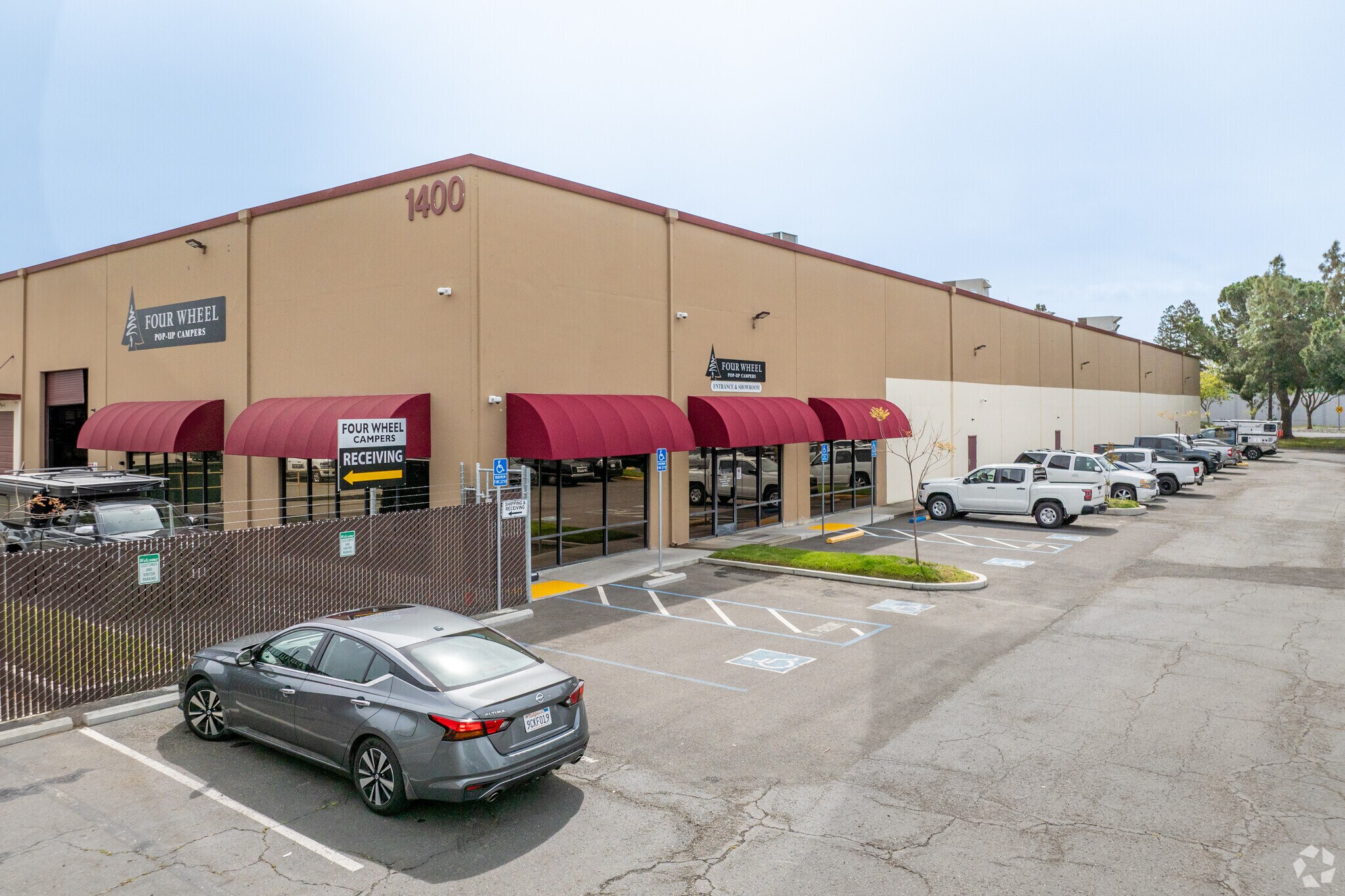 1400 Churchill Downs Ave, Woodland, CA à louer Photo principale– Image 1 sur 15