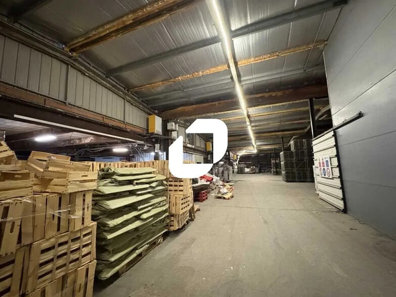 Industriel/Logistique dans Beychac-et-Caillau à louer - Photo de l’immeuble – Image 3 sur 13