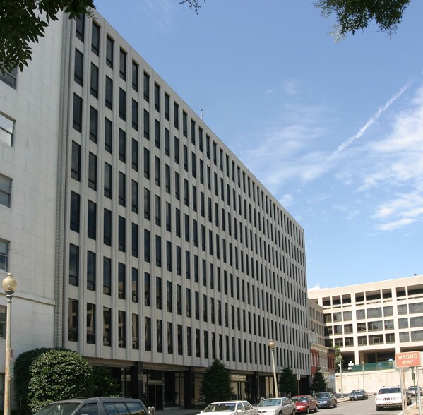 122 C St NW, Washington, DC à louer - Photo de l’immeuble – Image 2 sur 24