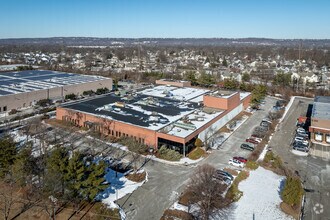 240 Circle Dr N, Piscataway, NJ - VUE AÉRIENNE  vue de carte - Image1