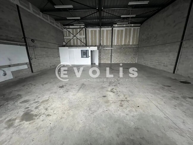 Plus de détails pour Bureau, Local d'activités à louer