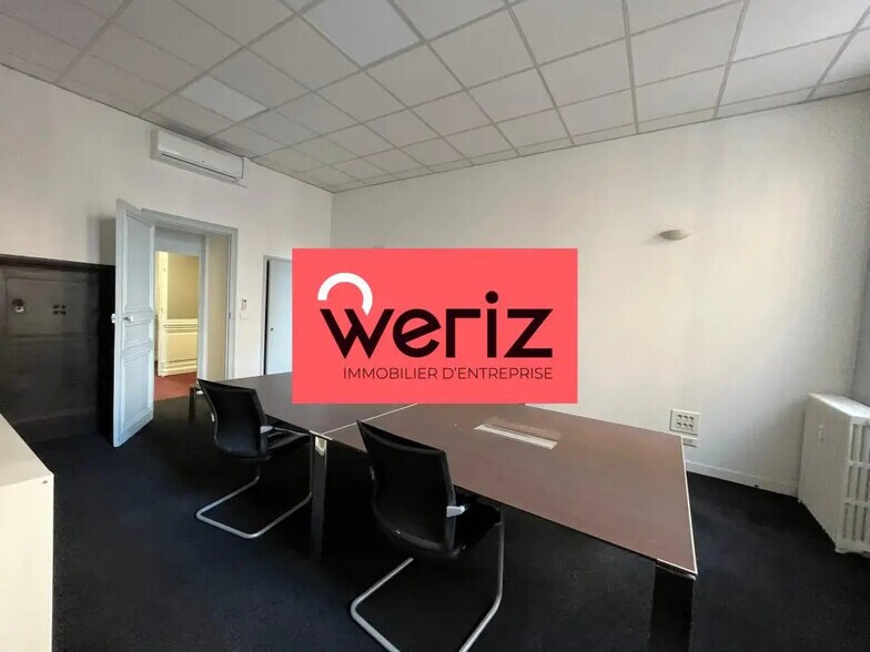 Bureau dans Marseille à vendre - Photo de l’immeuble – Image 1 sur 11