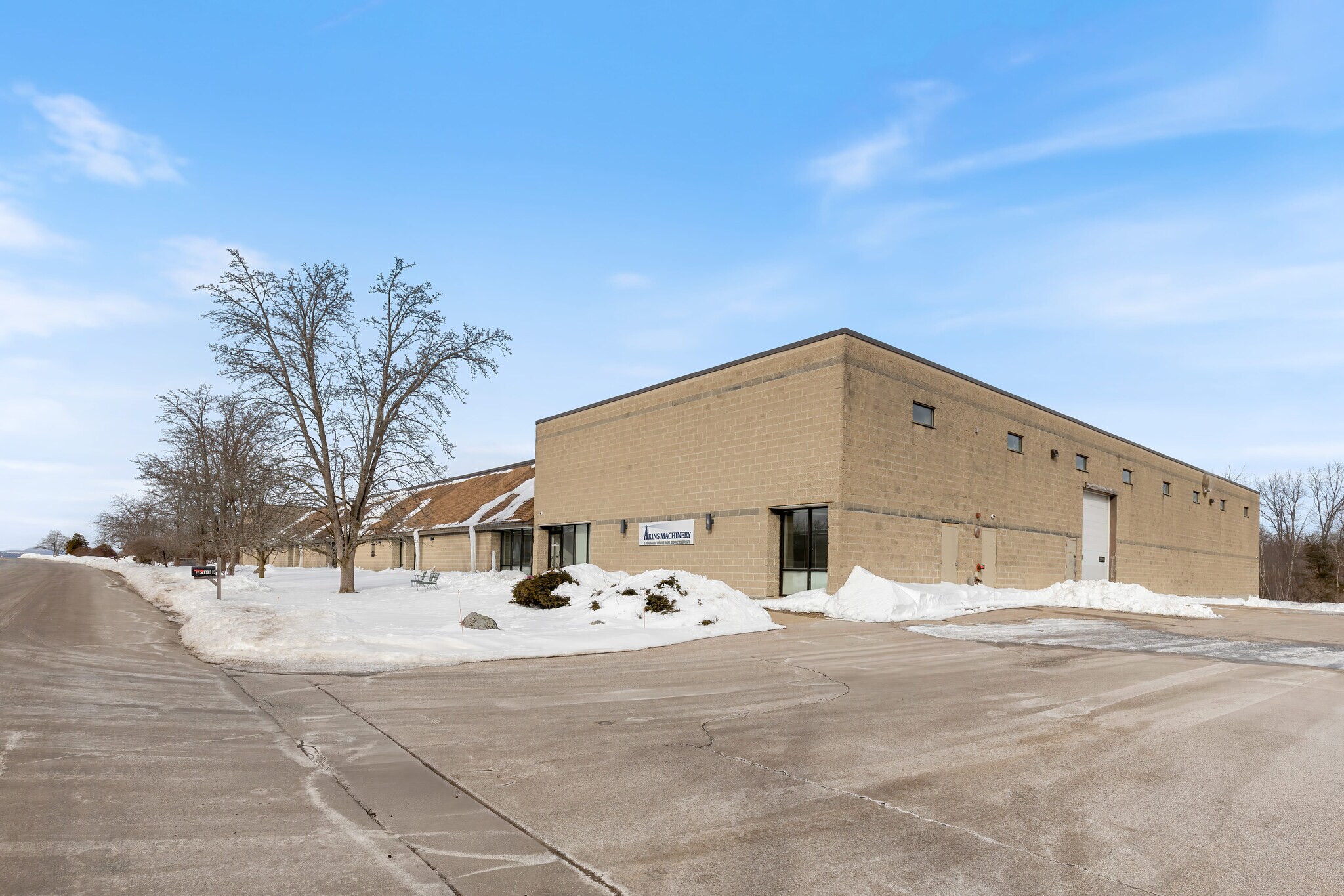 9 Delta Dr, Londonderry, NH à vendre Photo principale– Image 1 sur 14