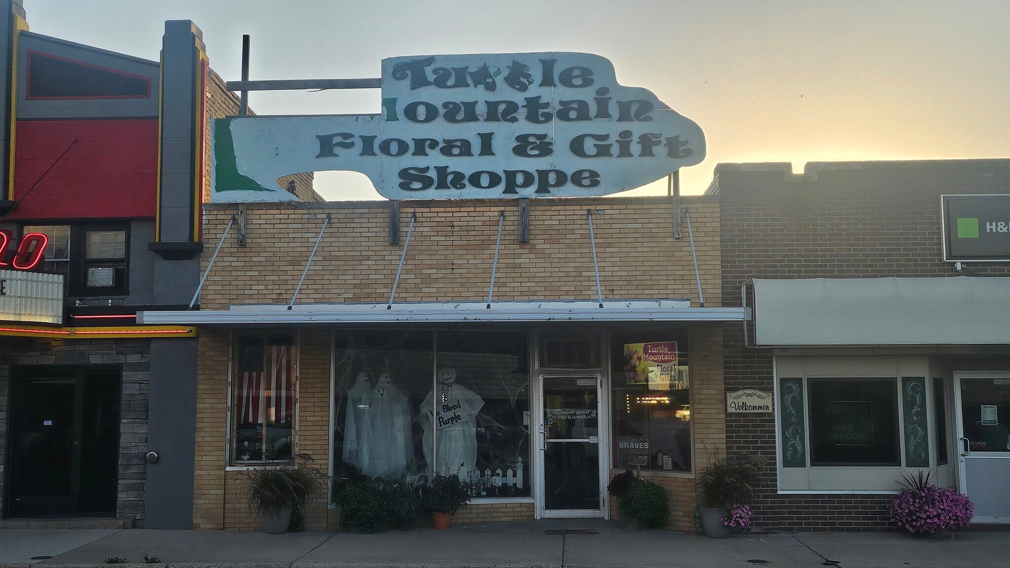 513 Main St, Bottineau, ND à vendre Photo de l’immeuble– Image 1 sur 16