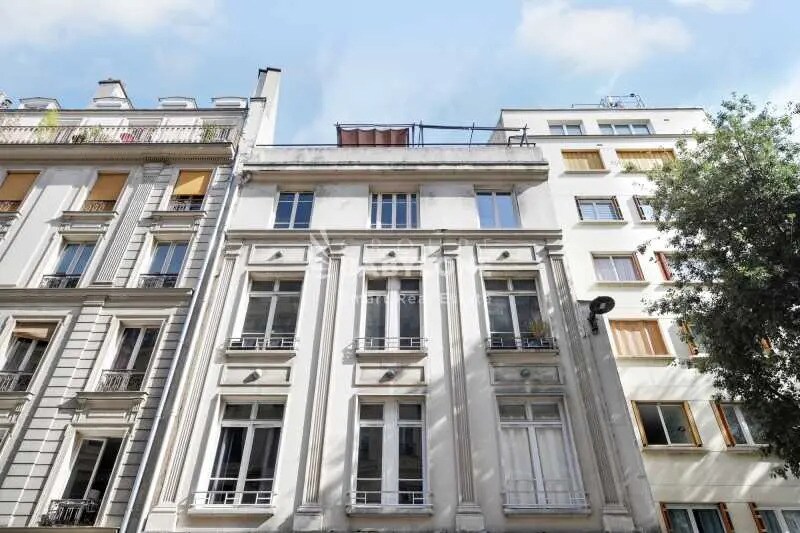 Bureau dans Paris à louer - Photo de l’immeuble – Image 1 sur 8