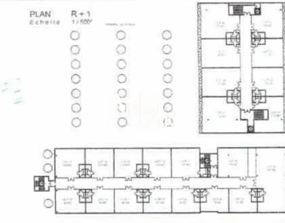 Bureau dans Fréjus à louer Photo de l’immeuble– Image 1 sur 1