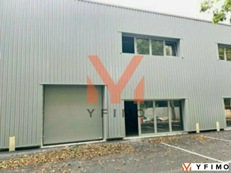 Local d'activités dans Boinvilliers à vendre - Photo de l’immeuble – Image 2 sur 8