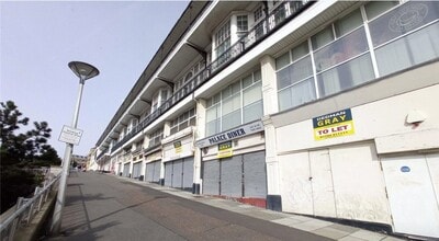 9 Pier Hl, Southend-On-Sea à louer Photo principale– Image 2 sur 5