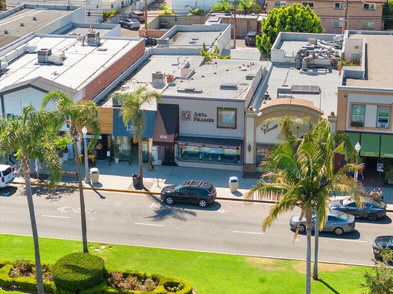936 Orange Ave, Coronado, CA à vendre - Photo de l’immeuble – Image 2 sur 13