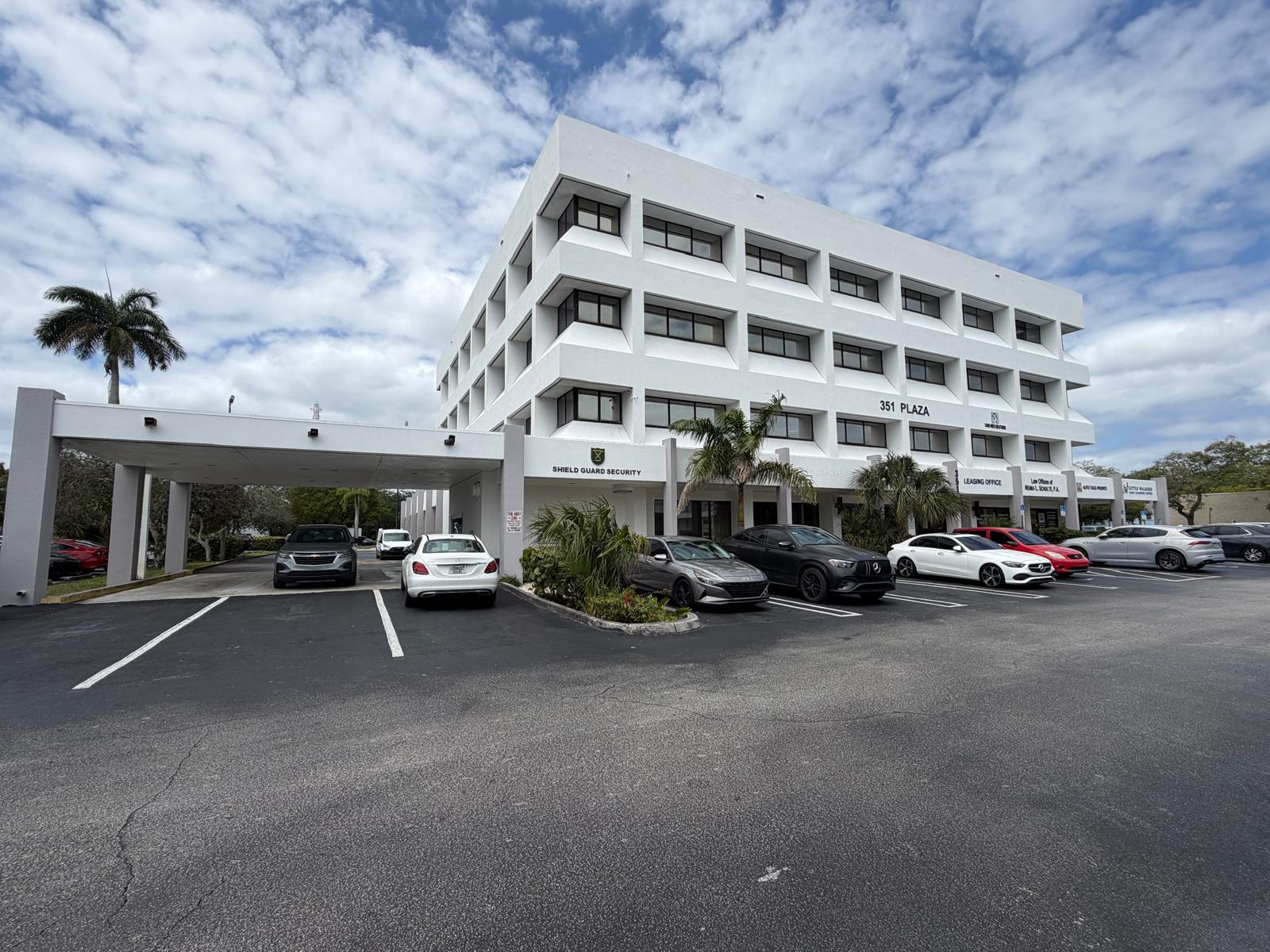 351 S Cypress Rd, Pompano Beach, FL à vendre Photo principale– Image 1 sur 32