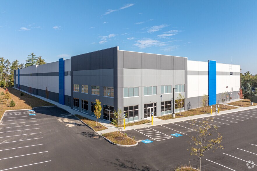 26 Jacks Bridge Rd, Londonderry, NH à louer - Photo principale – Image 1 sur 5