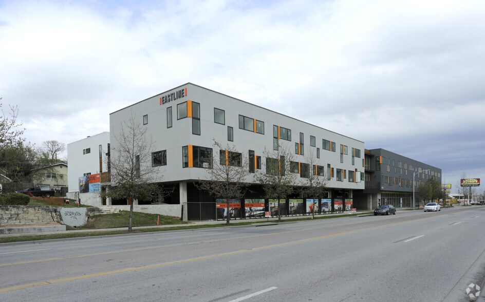 2000 E 7th St, Austin, TX à louer - Photo principale – Image 1 sur 5