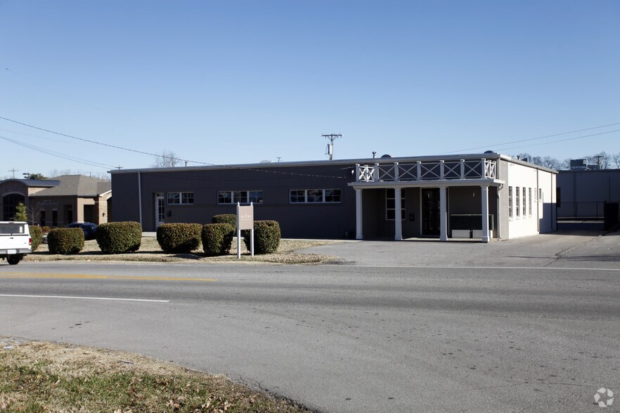 2910-2912 Sidco Dr, Nashville, TN à louer - Photo principale – Image 1 sur 3