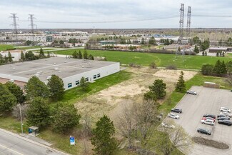 Plus de détails pour 2375 St. Laurent Blvd, Ottawa, ON - Terrain à vendre