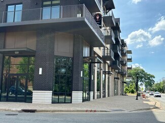 Plus de détails pour 111 Gilead Rd, Huntersville, NC - Local commercial à louer