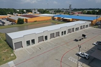 6938 Fairbanks N Houston Rd, Houston, TX à louer Photo de l’immeuble– Image 1 sur 2