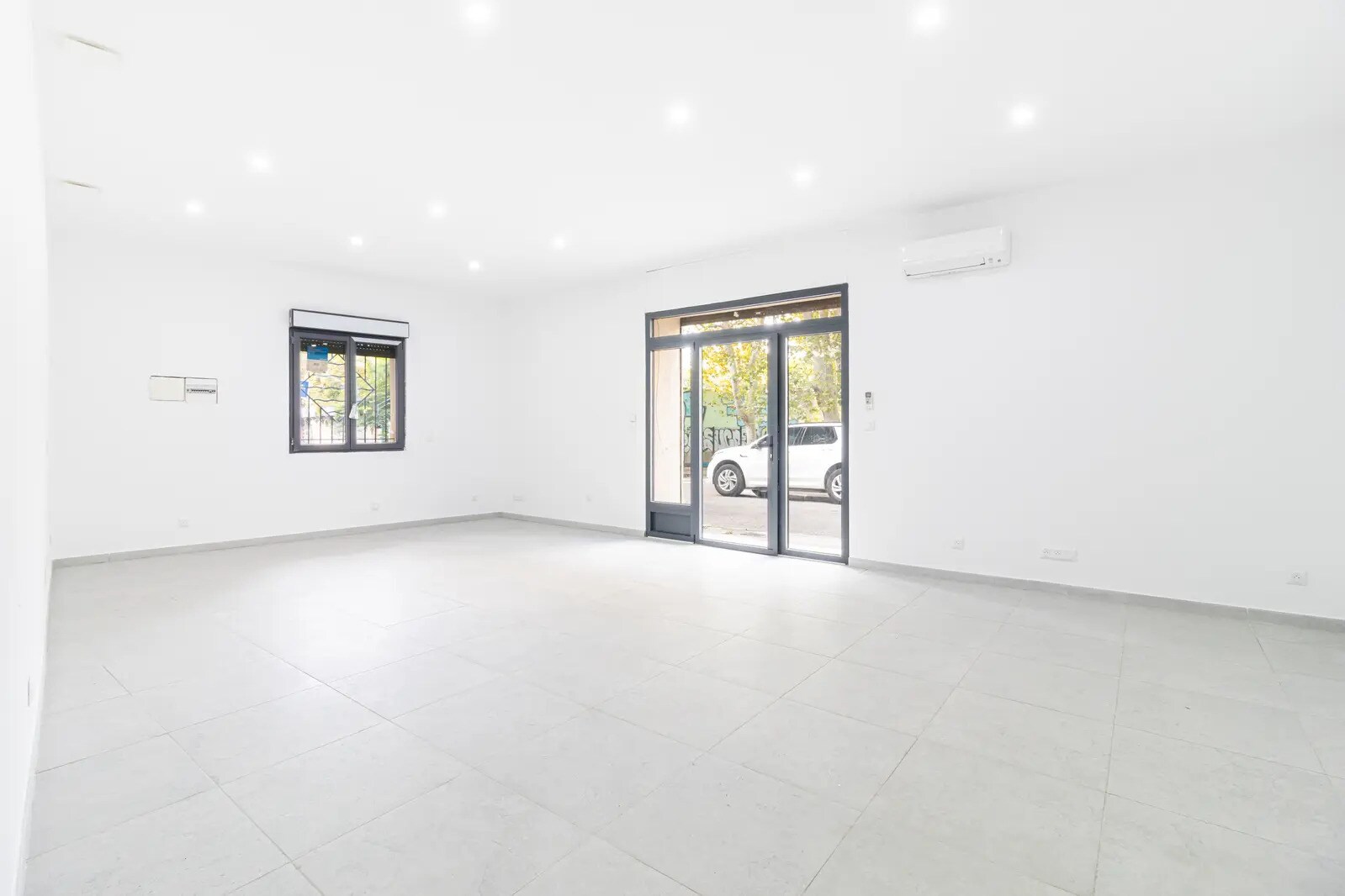 18 Rue Saint Bruno, Marseille à louer Photo de l’immeuble– Image 1 sur 7