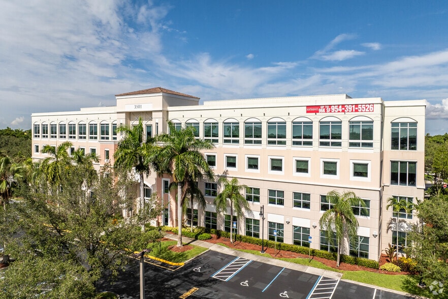 3501 SW 160th Ave, Miramar, FL à louer - Photo principale – Image 1 sur 23