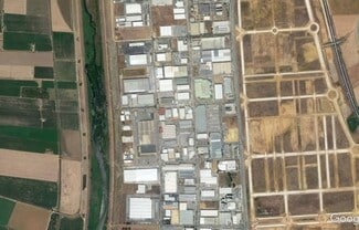 Plus de détails pour Poligono la Isla, Dos Hermanas, la, S/N, Dos Hermanas - Industriel/Logistique à louer