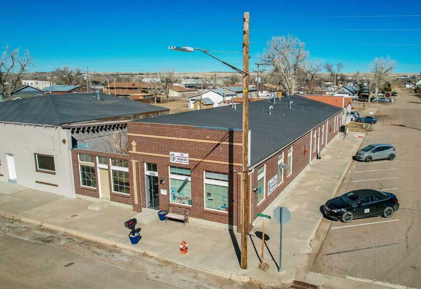 604 1st Ave, Deer Trail, CO à vendre - Photo de l’immeuble – Image 2 sur 41