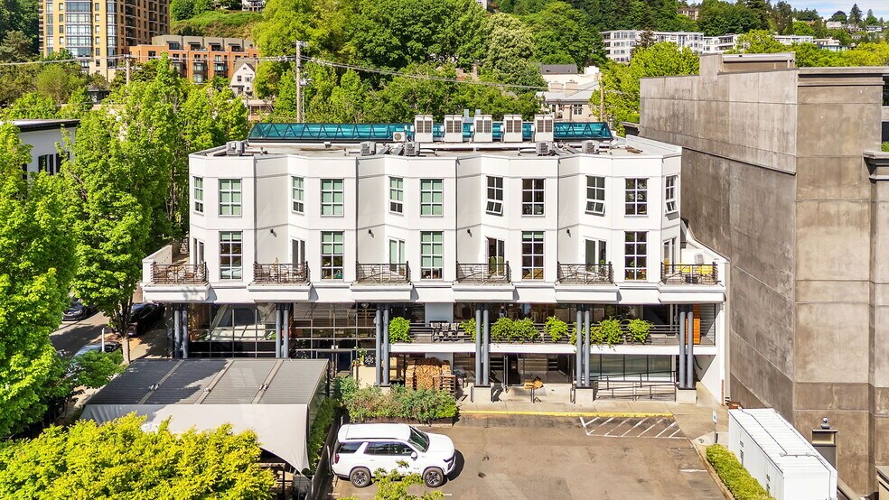 2285 NW Flanders St, Portland, OR à vendre - Photo de l’immeuble – Image 2 sur 7