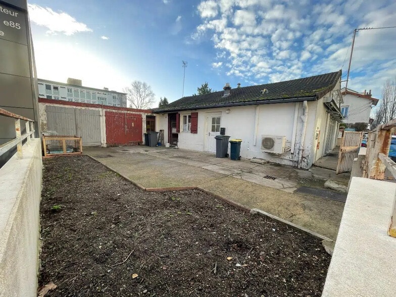 Bureau dans Chalon-sur-Saône à vendre - Photo de l’immeuble – Image 3 sur 4