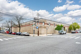 Plus de détails pour 18-81 Steinway St, Astoria, NY - Industriel/Logistique à louer