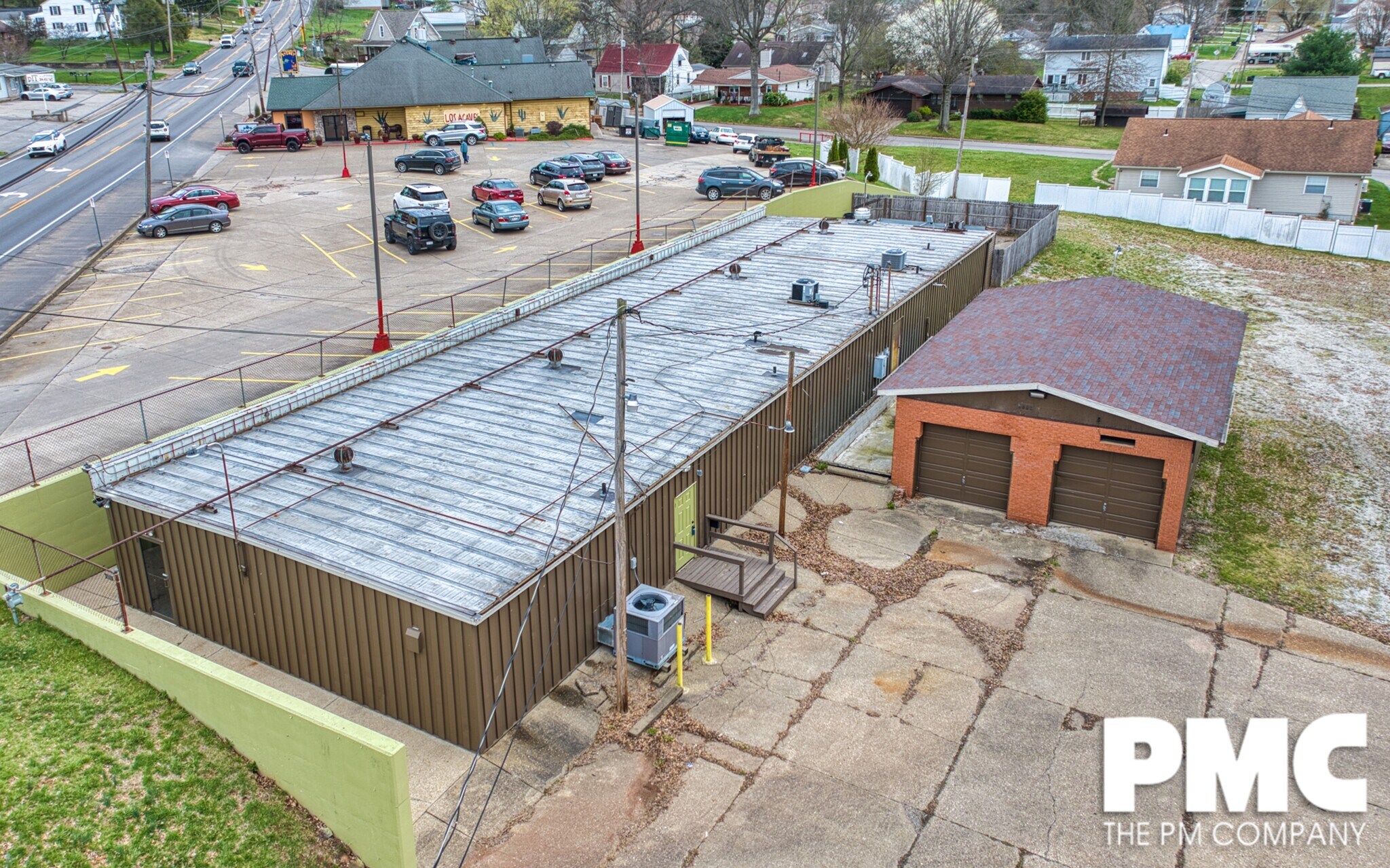 4540 Emerson Ave, Parkersburg, WV à vendre Photo principale– Image 1 sur 14