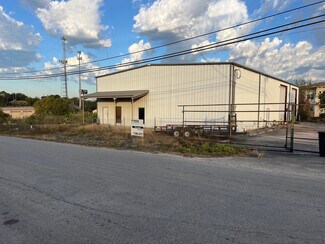Plus de détails pour 5738 Safari Dr, New Braunfels, TX - Industriel/Logistique à louer