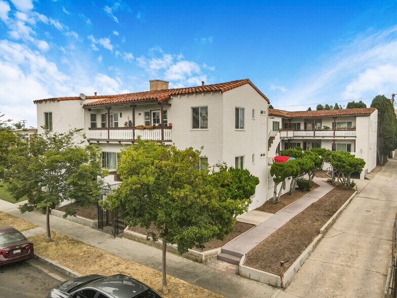 1430 Elm Ave, Long Beach, CA à vendre - Photo de l’immeuble – Image 3 sur 22