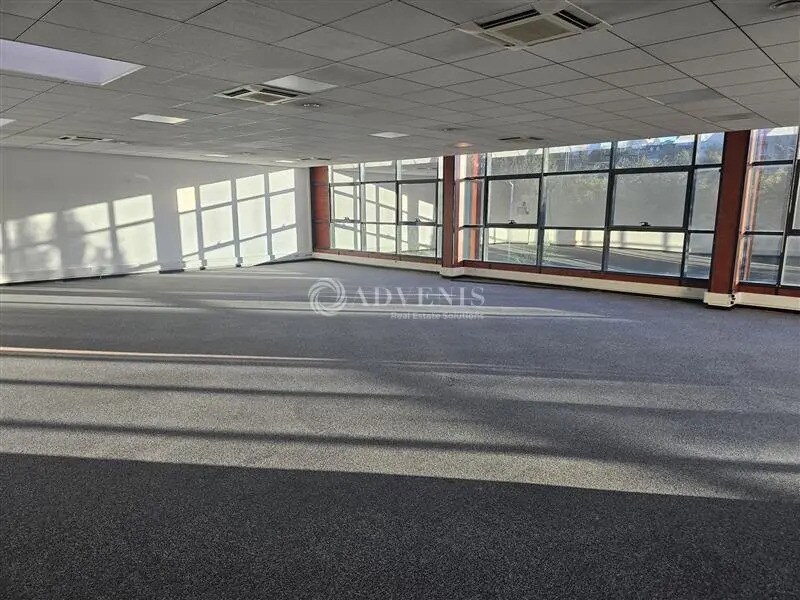 Bureau dans Noisy-le-Sec à louer Photo intérieure– Image 1 sur 7