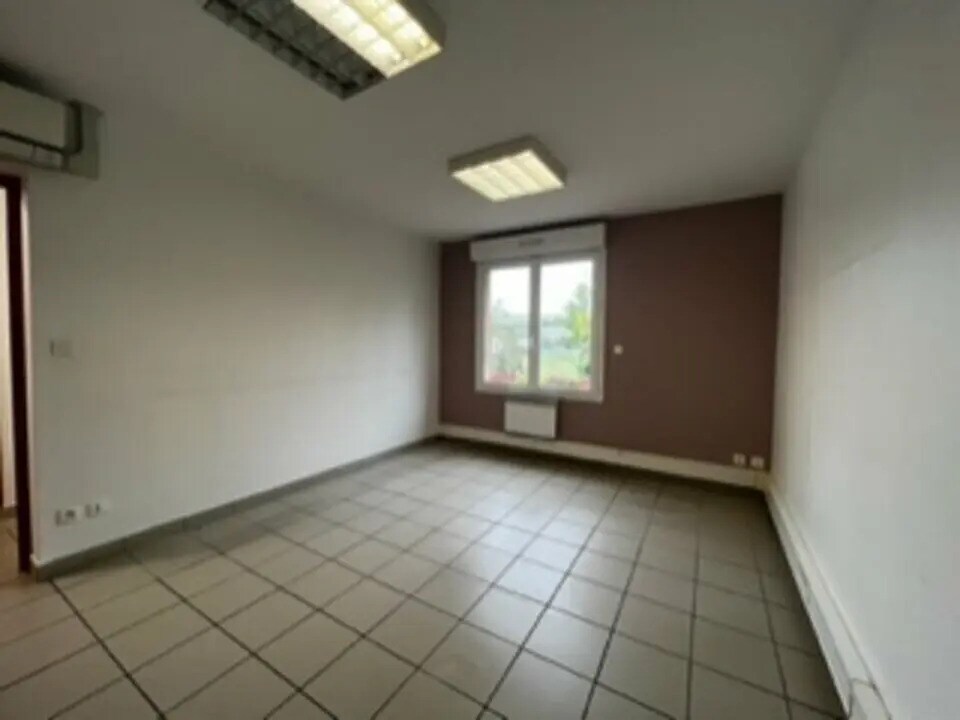 Local d’activités dans Beauvais à louer Photo intérieure– Image 1 sur 22