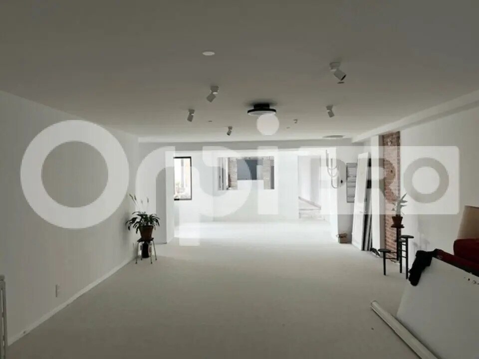 Bureau dans La Rochelle à vendre Photo de l’immeuble– Image 1 sur 5