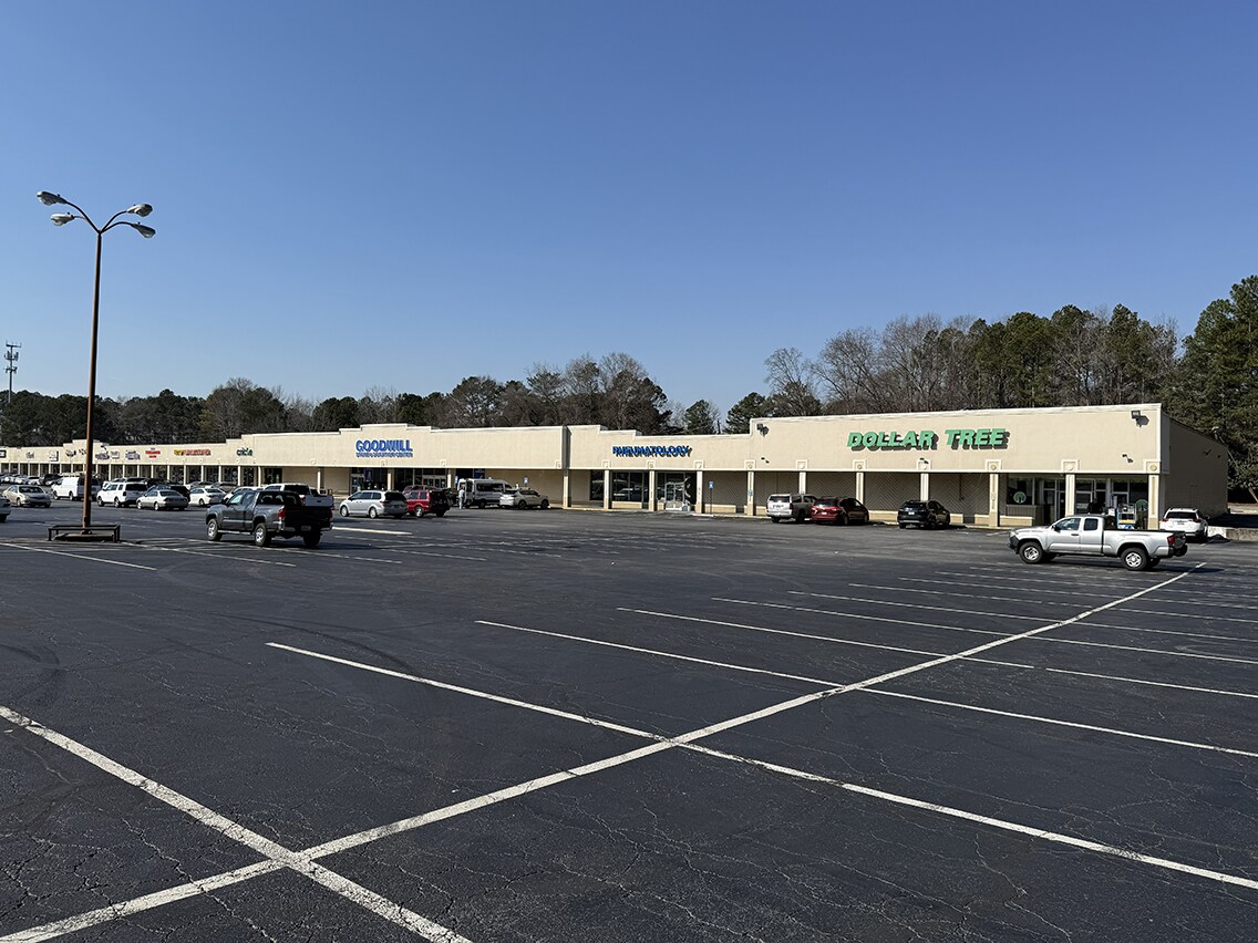 5265 Lawrenceville Hwy NW, Lilburn, GA à louer Photo principale– Image 1 sur 13