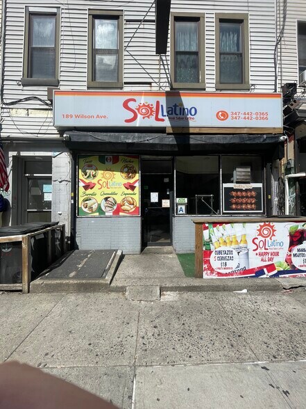 189 Wilson Ave, Brooklyn, NY à louer - Photo de l’immeuble – Image 1 sur 9