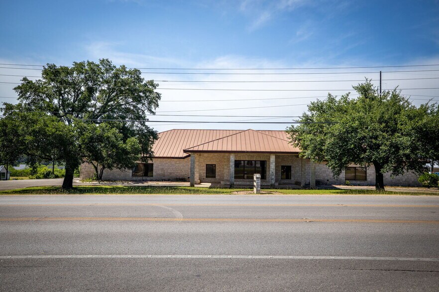 1071 FM 2673, Canyon Lake, TX à vendre - Photo de l’immeuble – Image 3 sur 26