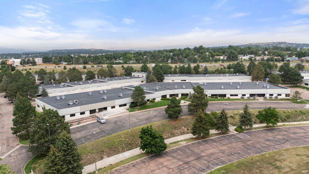 4040 E Bijou St, Colorado Springs, CO à louer - Photo de l’immeuble – Image 2 sur 21