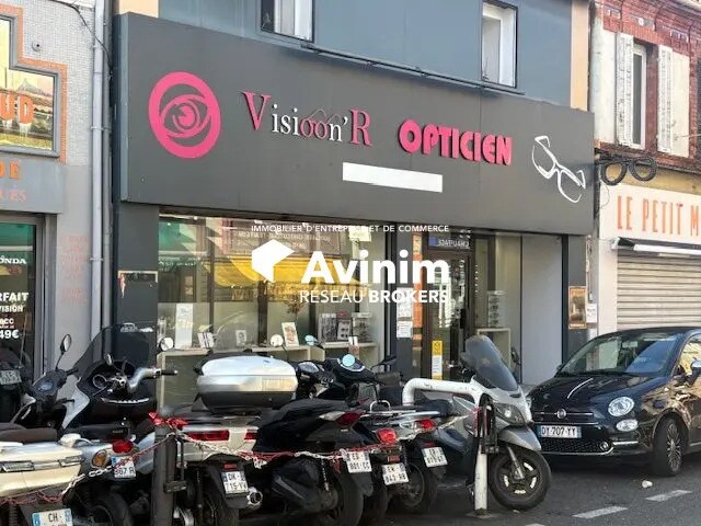 Plus de détails pour Local commercial à louer