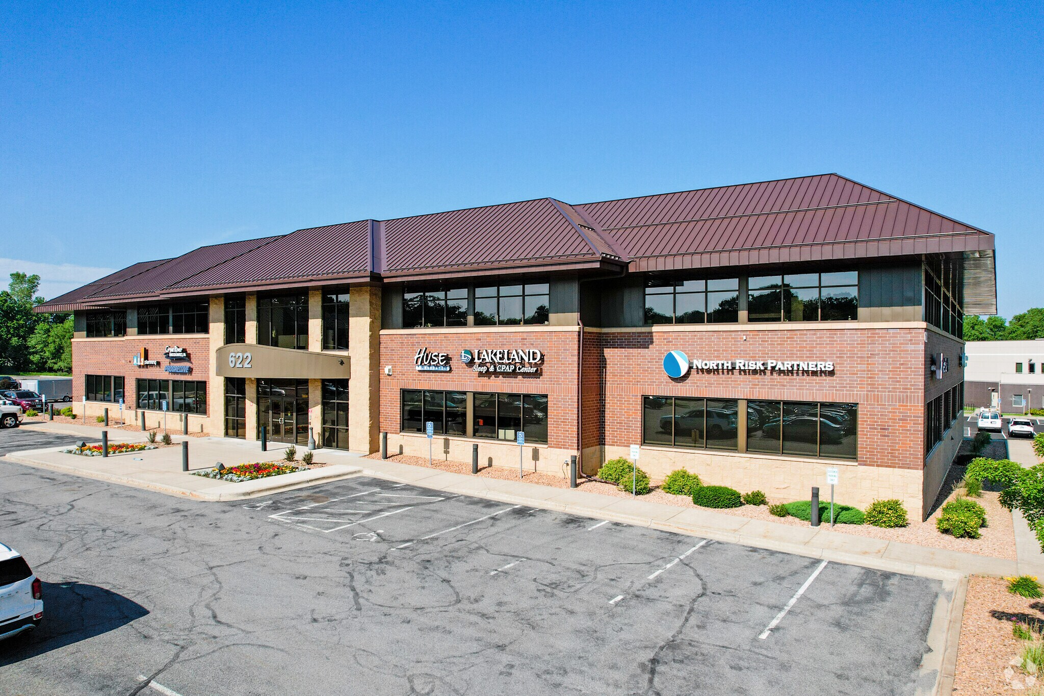 622 Roosevelt Rd, Saint Cloud, MN à vendre Photo principale– Image 1 sur 6