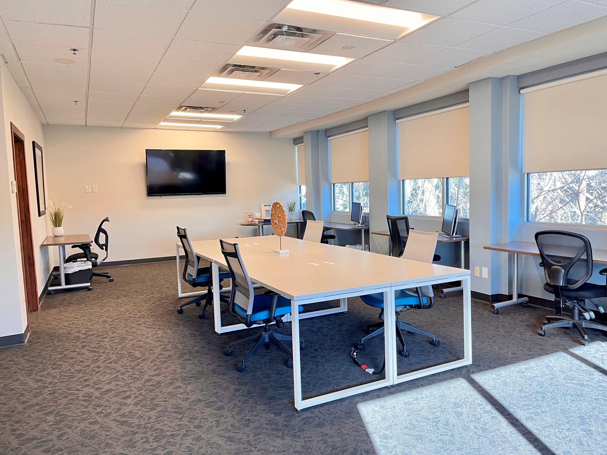 2580 E Harmony Rd, Fort Collins, CO à louer Photo intérieure– Image 1 sur 2