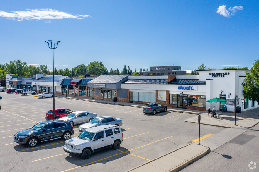 10816 Macleod Trl SE, Calgary, AB à louer - Photo de l’immeuble – Image 2 sur 4