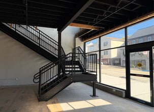 142 N Main St, Souderton, PA à louer Photo de l’immeuble– Image 1 sur 7