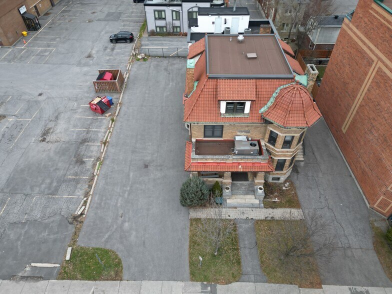 307 Gilmour St, Ottawa, ON à vendre - Photo de l’immeuble – Image 3 sur 40