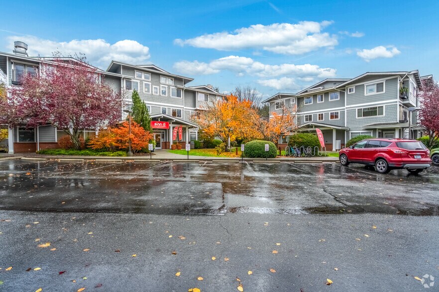4759-4779 Lynwood Center Rd NE, Bainbridge Island, WA à louer - Photo de l’immeuble – Image 3 sur 20
